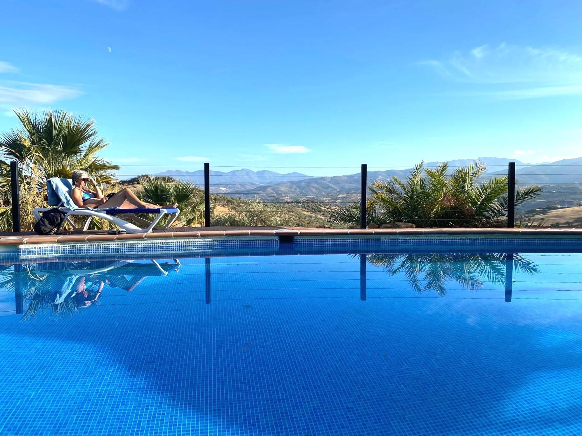 Rural Cottage, With Pool & Optional Private 6 Guests Jacuzzi Tolox Exterior photo