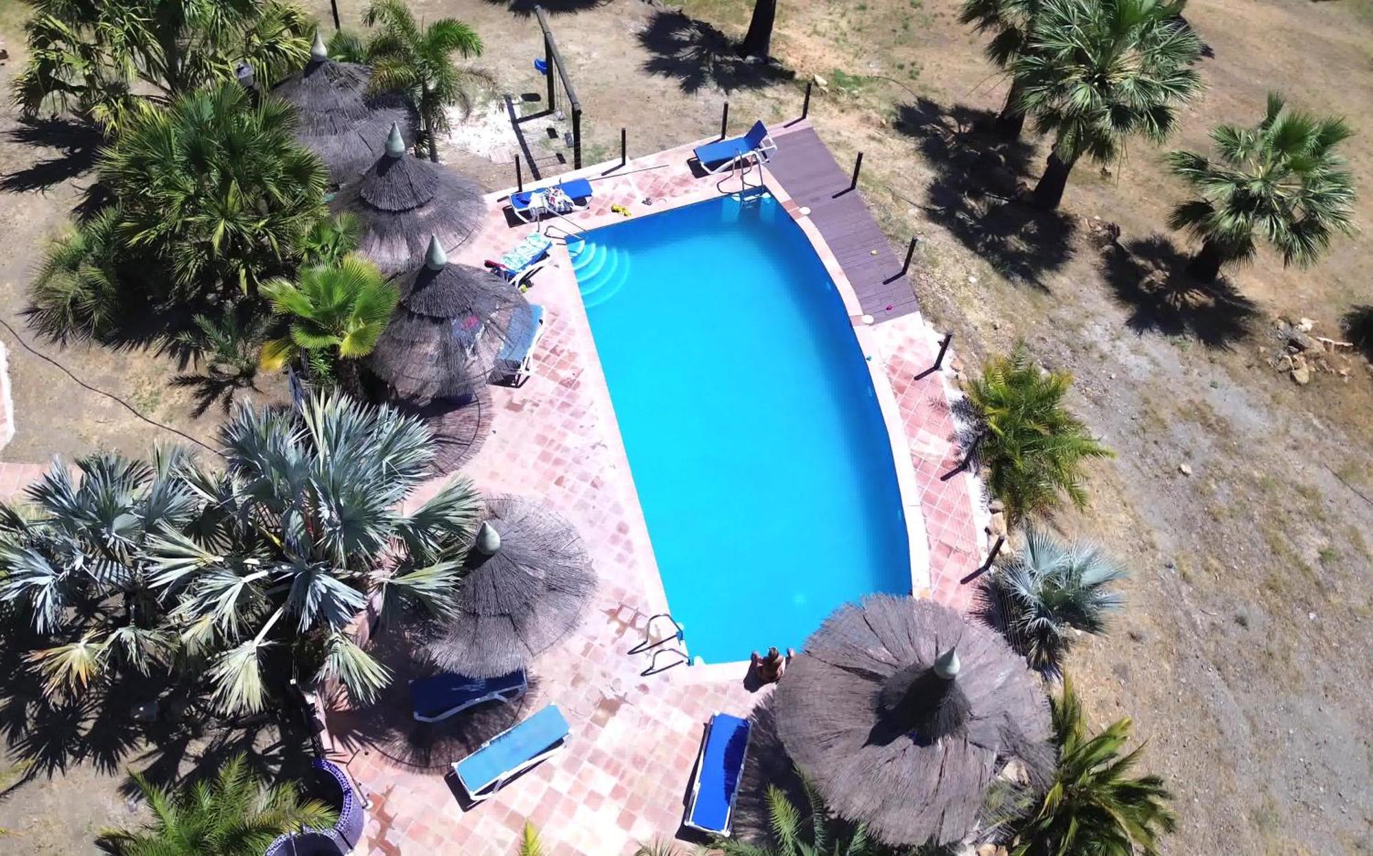 Rural Cottage, With Pool & Optional Private 6 Guests Jacuzzi Tolox Exterior photo